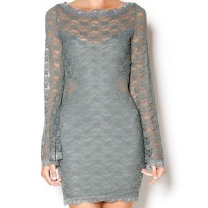 TAKING OFFERS: NWT- Free people “lovely in lace” dress SIZE S